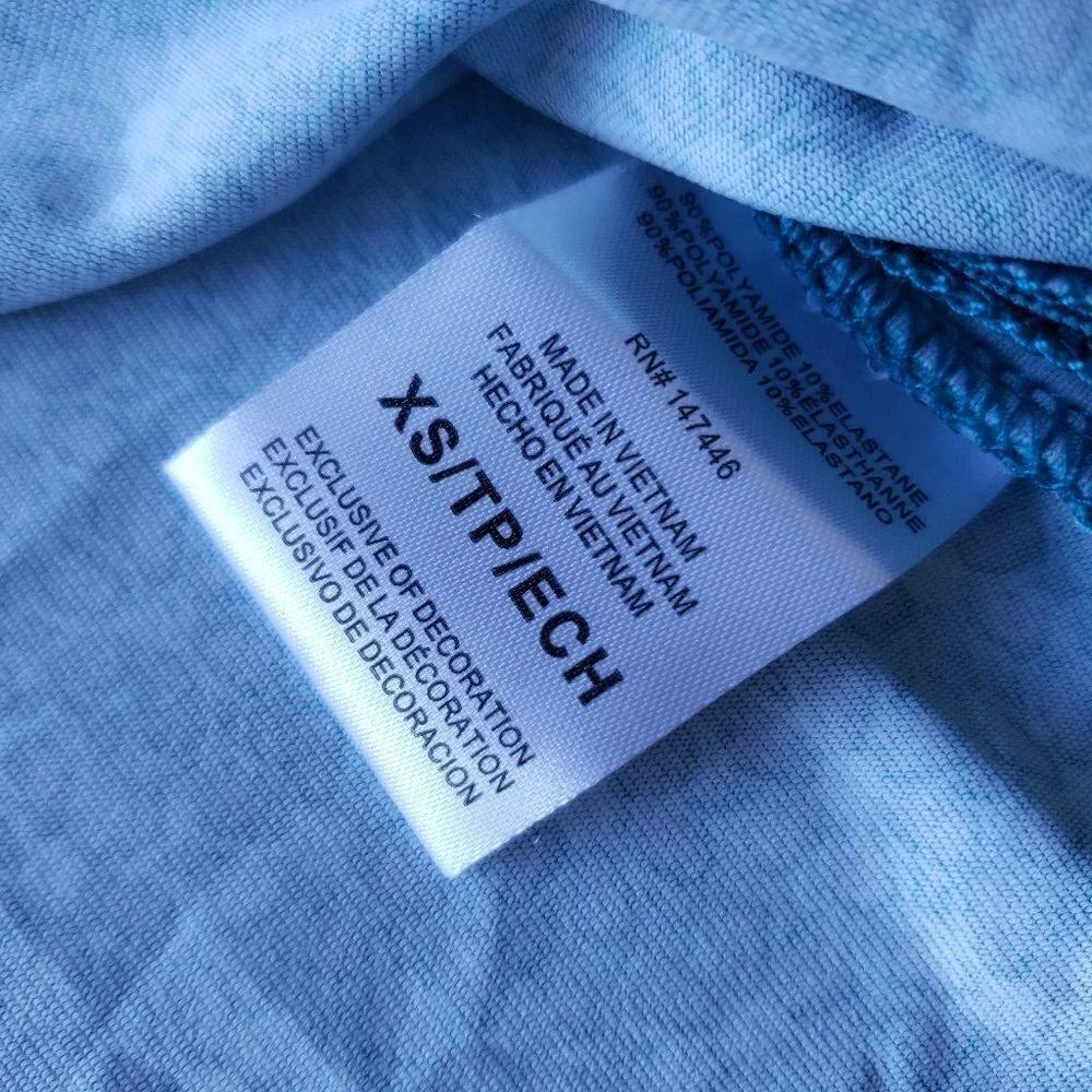 NWT - Hang Ten Long Sleeve Sun Tee - Size XS